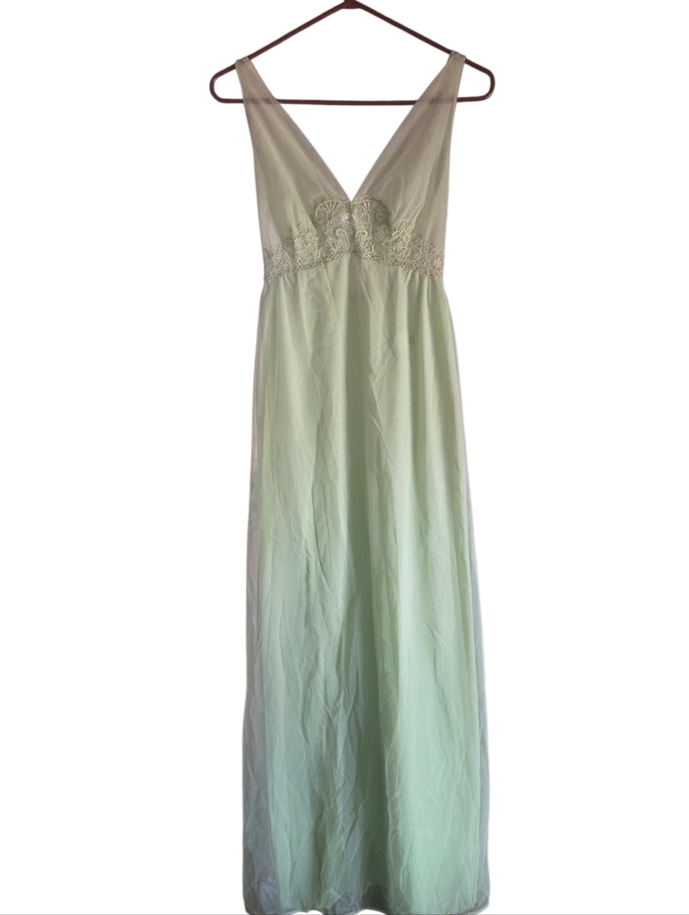 Jenelle, Beauitful Peignoir Women’s Long Lace-Trim Slip Dress in Light Mint